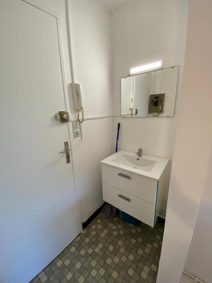 Studio 30 - Residence Beausejour - Fibre Wi Fi - Proche Centre Ville ทรัวส์ ภายนอก รูปภาพ